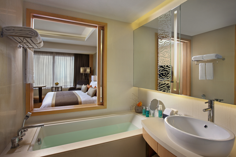 Amari Watergate Bangkok Hotel Review