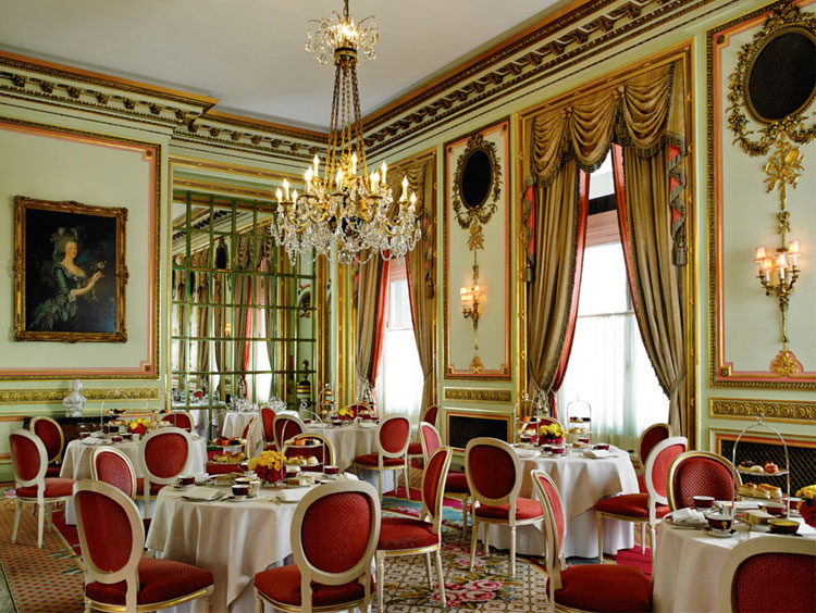 The_Ritz_Afternoon_Tea_Seen_In_The_City