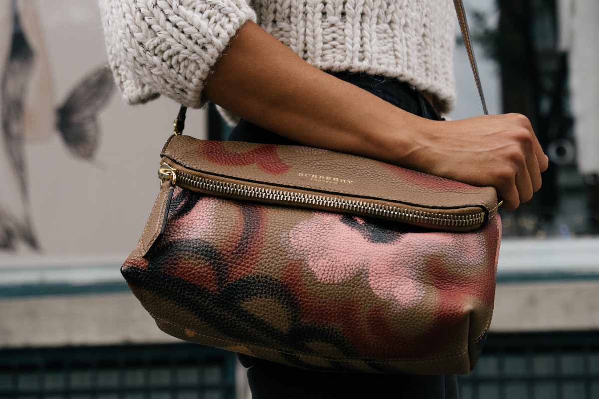 tips buying designer handbag