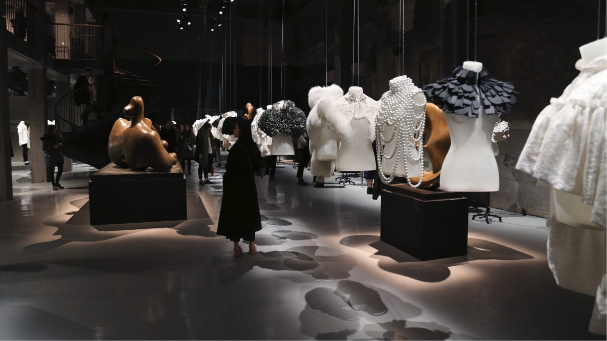 Makers House: Burberry x Henry Moore - Seen in The City - Luxury London  Travel Lifestyle Magazine