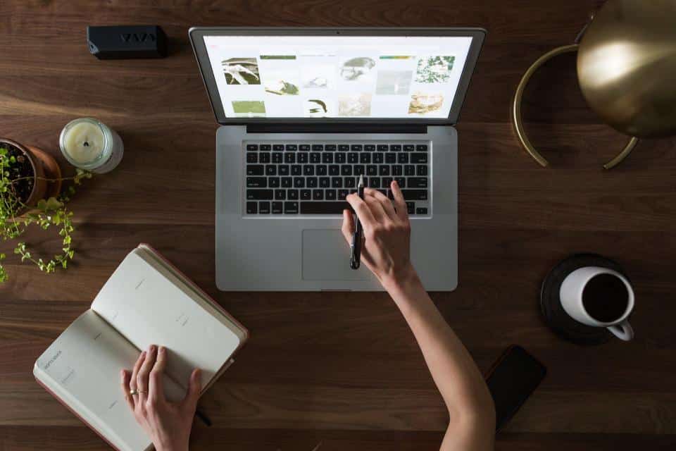 If you are looking to earn a little more money on the side, it doesn't have to be difficult. Here are five ways to boost your income from your laptop...