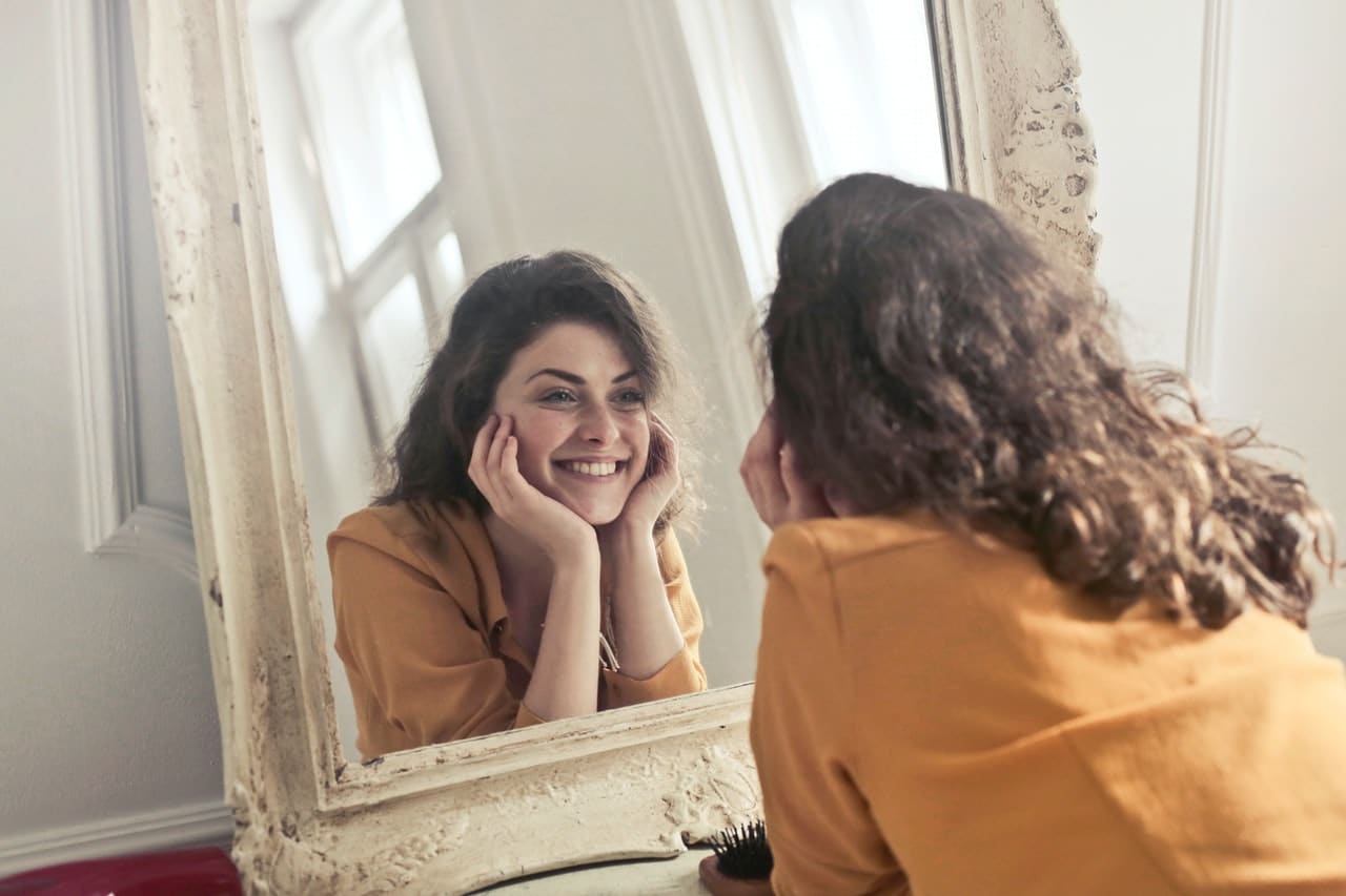 ways to become happier with how you look