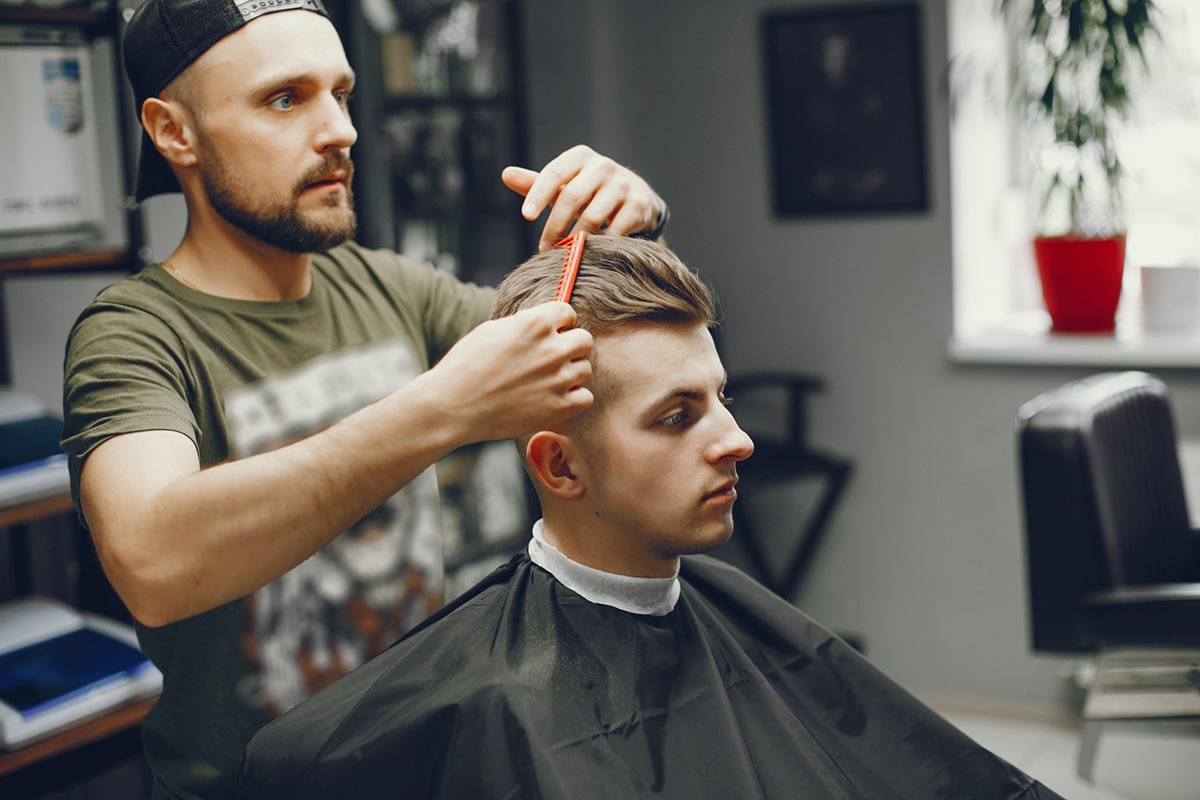 What Causes Hair Loss in Males and What Can Be Done?