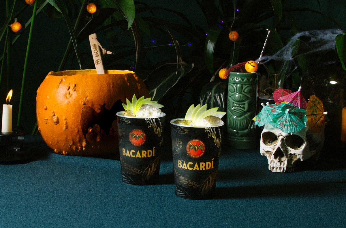 Create a spook-tacular cocktail with the BACARDÍ Pumpkin Punch Kit