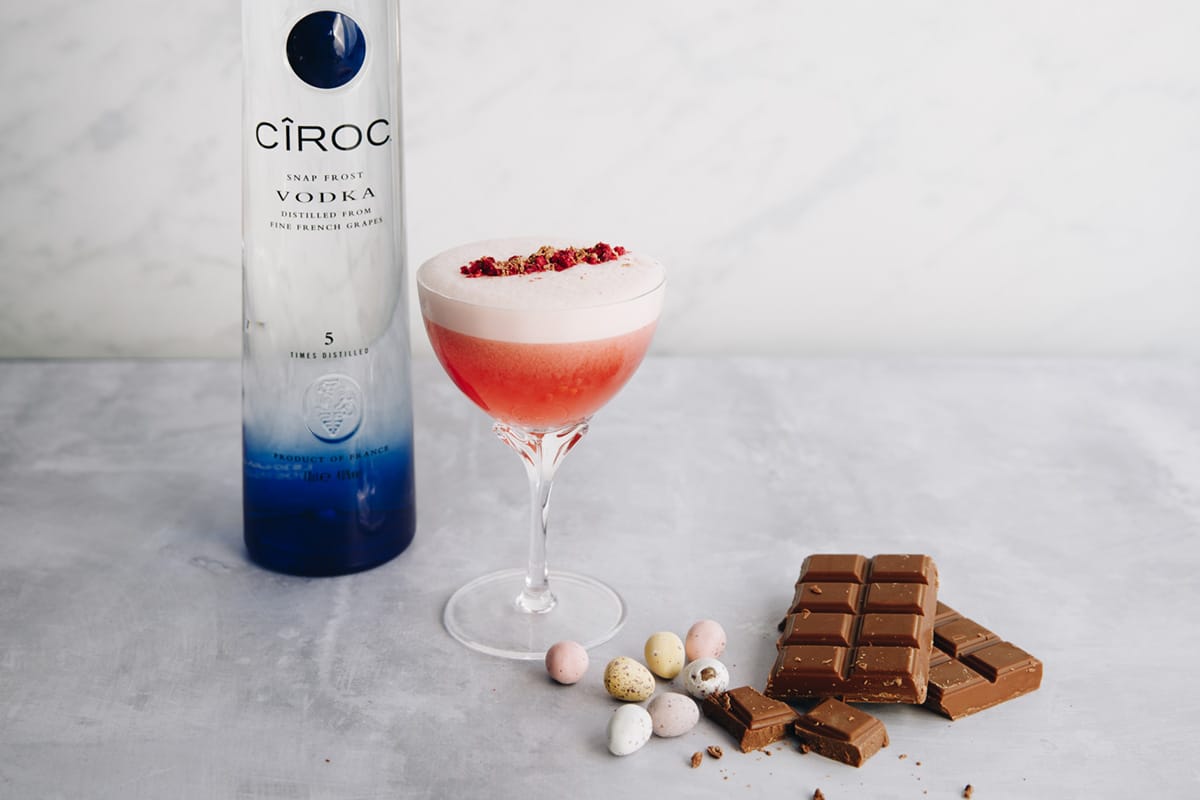 Indulge in the bank holiday weekend the right way with this mouthwatering CÎROC de la Crème easter cocktail that you don't want to miss...