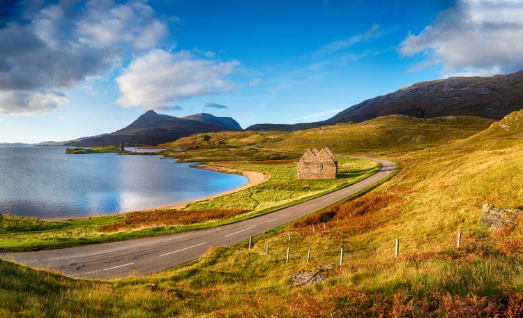 A short guide to planning a road trip this autumn