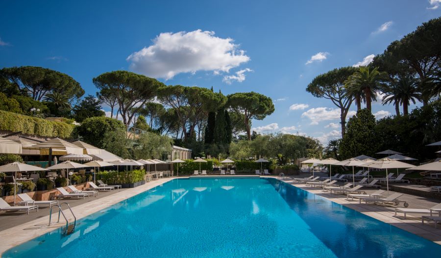 Rome hotels with pool