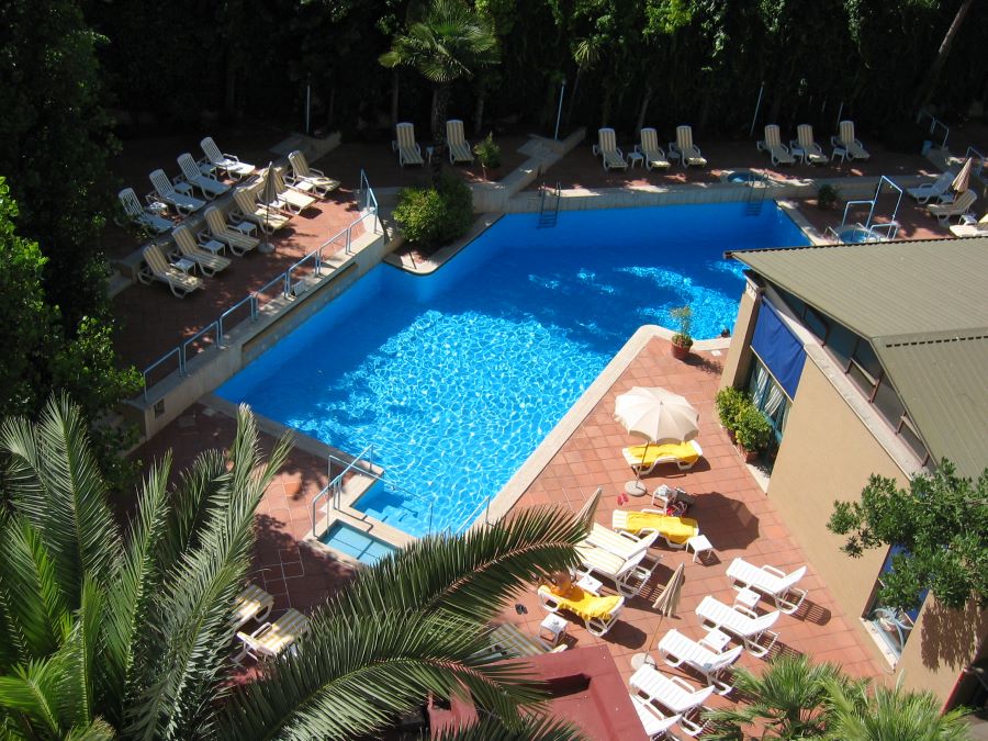 Rome Hotels with Pool