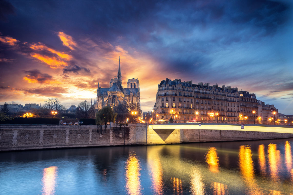 A 2-day trip to Paris Itinerary - Image Envato Elements