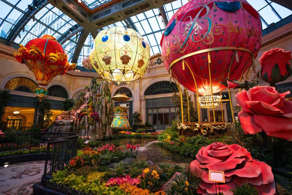 things to do in vegas during the day bellagio conservatory