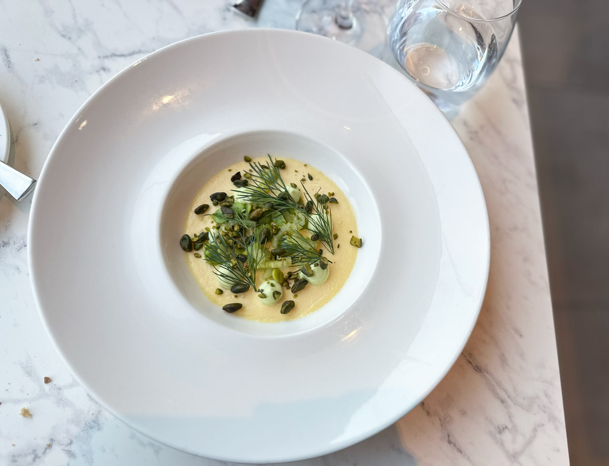 high Street Kensington travel guide