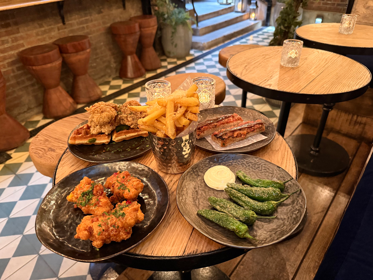 The Bloomsbury Club Bar 