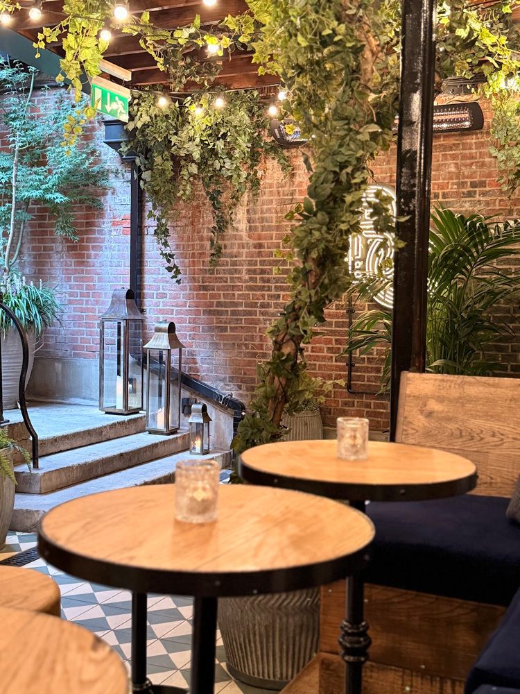 The Bloomsbury Club Bar