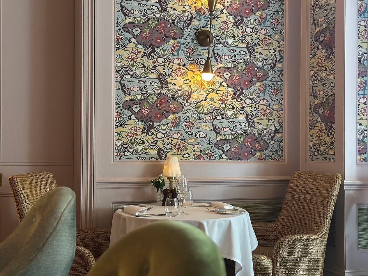 The Kensington Hotel Town House Restaurant Cirque du Soleil inspired meal