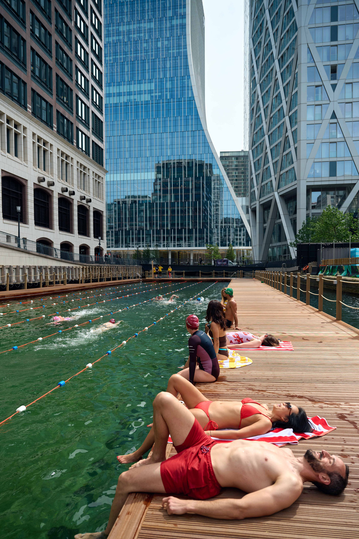 Sea Lanes Canary Wharf Outdoor Pool