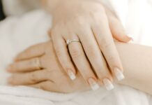 What Makes a Manicure Look Expensive? Small Details That Matter Manicure