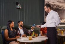 Server Restaurant